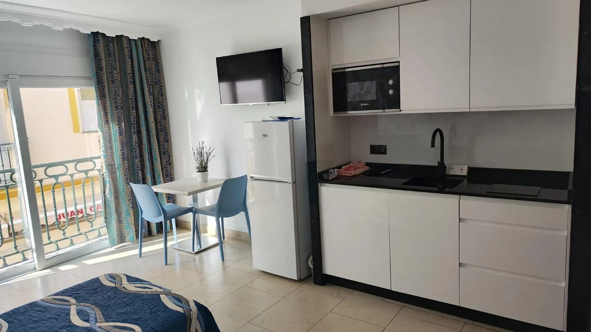 Apartamentos Caracas Torremolinos 0*,  Spain